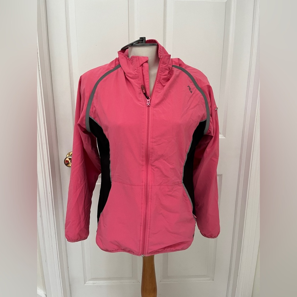 Fila Women's windbreaker Jacket size large converts to vest